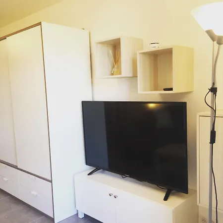 Apartment Studio Vue Mer A Deux Pas Du Centre Propriano (Corsica)
